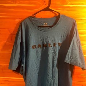 Oakley shirt